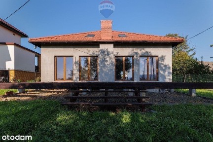 Dom z poddaszem użytkowym 175m2