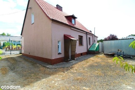 Mieszkanie dwu - pokojowe na I piętrze w domu.