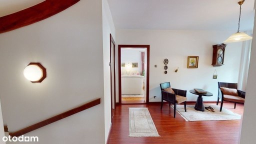 Wyjątkowy Dom w Centrum z Prosperującą Cukiernią