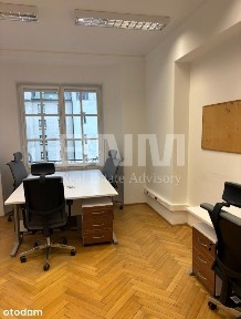 Biuro na antresoli gotowe do wejścia, Saska Kępa