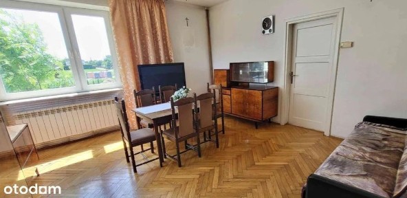 Przestronny dom wolnostojący, 3 kondygnacje, 14 ar