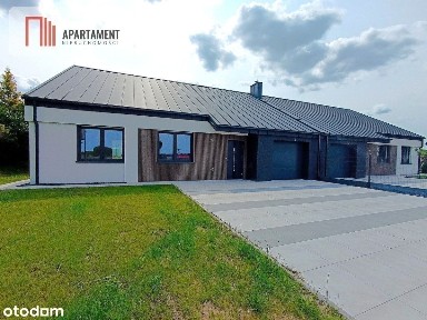 Parterowy dom w otoczeniu Jezior | garaż | taras