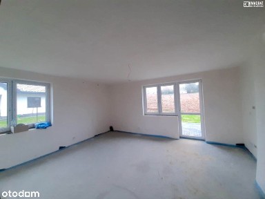 Dom wolnostojący st. deweloperski, 7 pokoi, Motycz