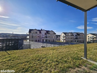 Wykończone mieszkanie z dużym ogródkiem, bardzo jasne