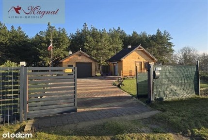 Atrakcyjny dom drewniany całoroczny na dużej dział