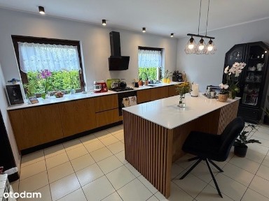 Dąbcze -pół bliżniaka blisko lasu