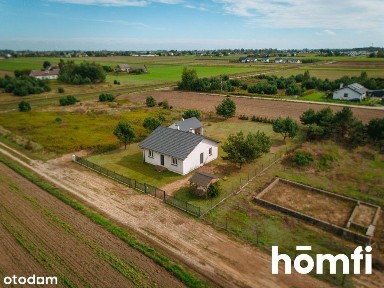 Dom Wolnostojący z garażem na działce 1500m2