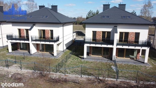 Bliźniak z garażem i ogródkiem od południa