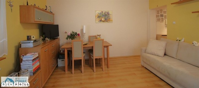 Przestronna kawalerka gotowa do zamieszkania!