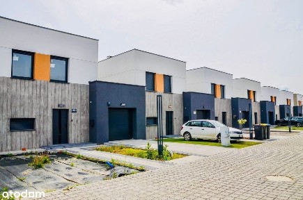 Piętrowy dom | Garaż | Ogródek | Nowe osiedle