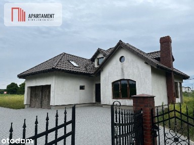 Dom pod lasem, do wykończenia