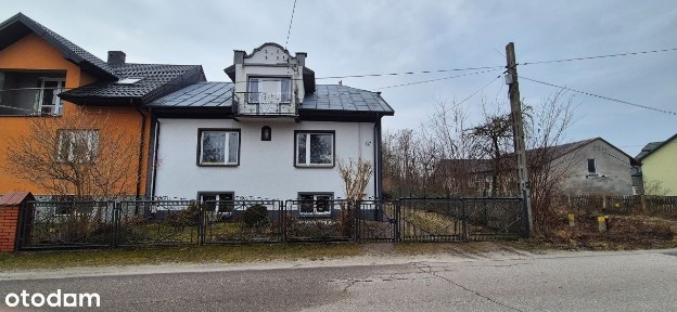 Dom z garażami przy lesie + budynki