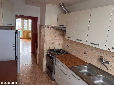 Przestronne 3-pokojowe mieszkanie z balkonem