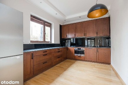 ul. Prymasa Augusta Hlonda, Błonia Wilanowskie, Wilanów, Warszawa, mazowieckie