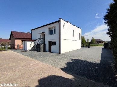 Nieruchomość komercyjno-mieszkalna, Brzeźno