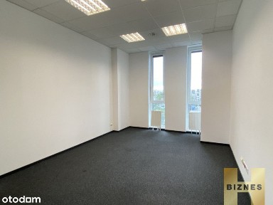 Lokal biurowy 22, 49,86,114 m2 Legnicka Parking