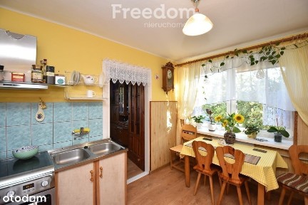 Na sprzedaż Rodzinny dom za miastem pod inwestycję