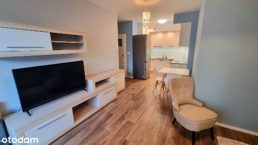 OD 30.11 - M z Tarasem i ogrodkiem/ Parking /Ciepłe i ciche / OKAZJA