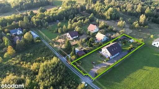 Rodzinny dom na sprzedaż - spokój, ogród, taras i przestrzeń