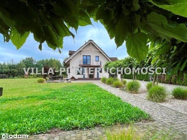 0%- dom kryty strzechą- wysoki standard