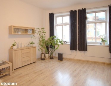 Rezerwacja-bezczynszowe 47+50 m2/1 piętro