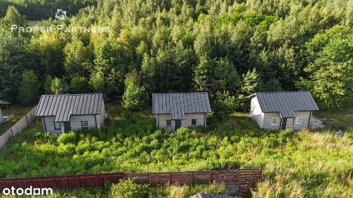 3 domki rekreacyjne na działce budowlanej