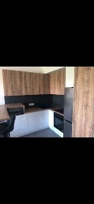 Funcjonalna kawalerka 30m² z parkingiem i komórka lokatorska