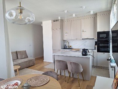 Przestronne mieszkanie 3-pokojowe w wysokim standardzie -Zamojska