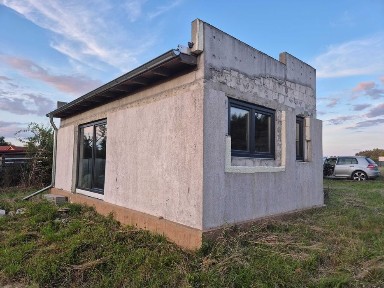 Aktualizacja - Apartament wolnostojący do remontu.