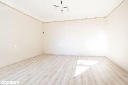 Mieszkanie w kamienicy z potencjałem do remontu