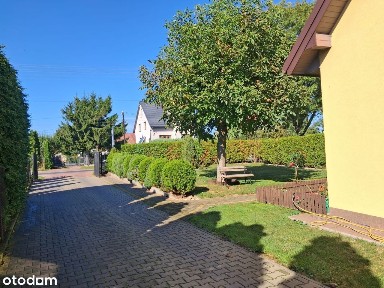 Dom z zapleczem dla działalności, fotowoltaika, dostęp do rzeki