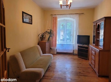 Przestronne 3 pokojowe mieszkanie na parterze