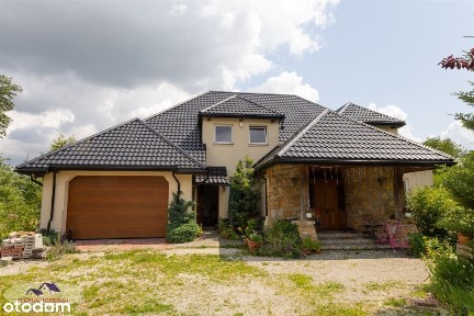 Dom, 170 m², Opatowiec