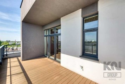 Klimatyzowany penthouse przy ul. Pogonowskiego