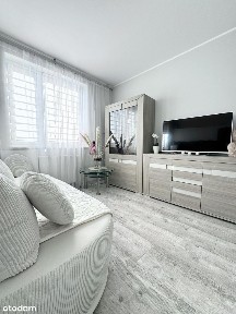 PRZYTULNA KAWALERKA NA OSIEDLU GÓRCZYN Z ODDZIELONĄ STREFĄ POKOJOWĄ