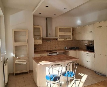 Sprzedam mieszkanie ul. Bernardyńska w Warszawie