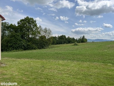 Urokliwe siedlisko na wsi z dużą działką,idealne na stałe zamieszkanie