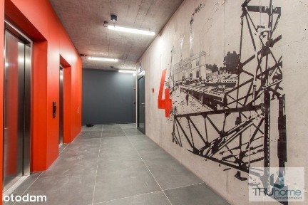 Pierwsza dzielnica - nowoczesne studio z garażem