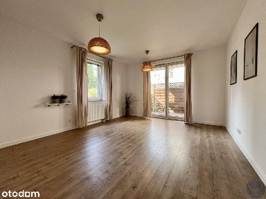 ul. Komuny Paryskiej, Przedmieście Oławskie, Krzyki, Wrocław, dolnośląskie