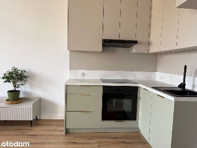 Kawalerka z balkonem po remoncie / 10 minut spacerem do centrum / 0 %