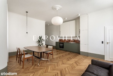 3 pokojowe mieszkanie w przedwojennej kamienicy