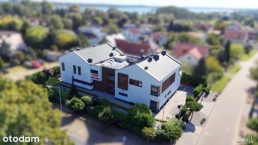 Obiekt Komercyjny 880 m2 Windą Do Wynajecia