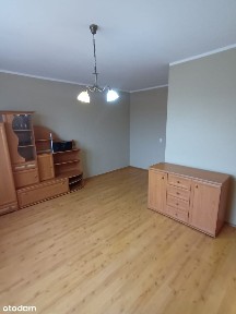 Duża kawalerka na sprzedaż do własnej aranżacji.