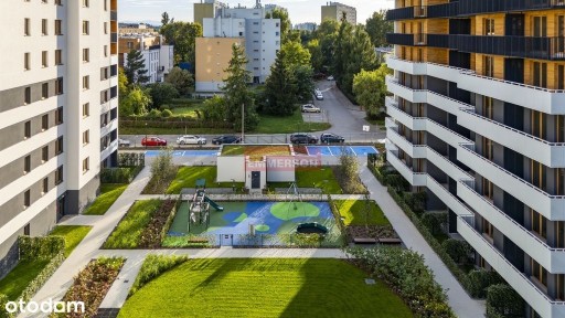 Przestronne w zielonej okolicy | Tramwaj