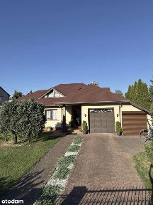 Dom jednorodzinny z poddaszem użytkowym oś. południe Przysucha.