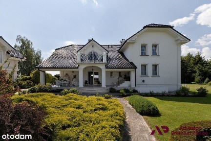 Dom z historią, działający pensjonat wśród zieleni