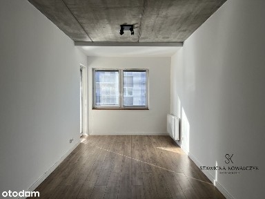 3 pokoje z dużym balkonem i MP