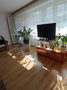 3 pokoje na pierwszym piętrze.