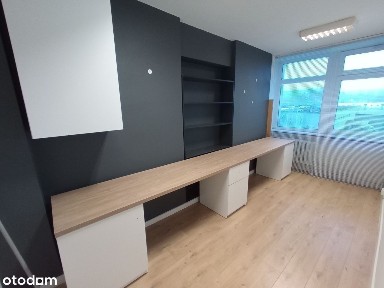 Pomieszczenia biurowe przy ulicy Szajnochy/winda/remont w cenie