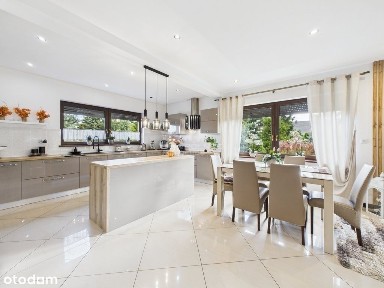 Dom, wysoki standard, duża działka, garaż